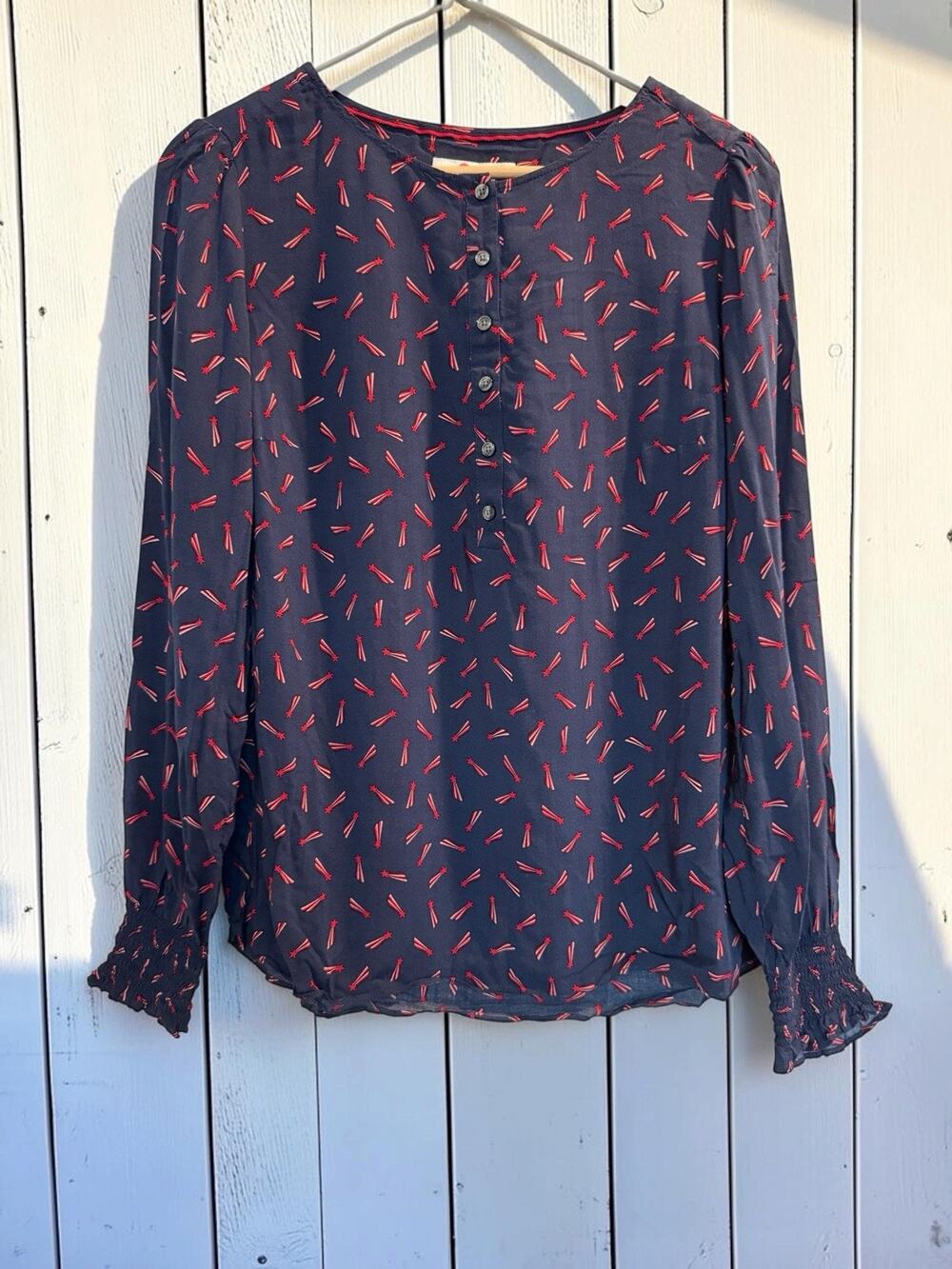 Boden Women's Kara Shooting Star Button Front Blouse Size 6 Casual Henley Top